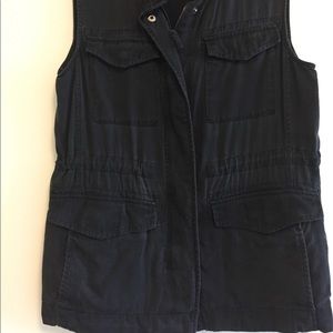 Gap charcoal gray vest, size L